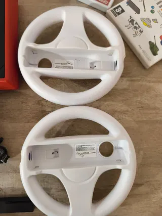 Nintendo Wii Mini con juegos y accesorios