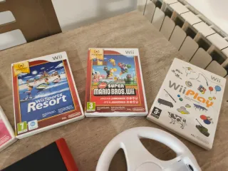 Nintendo Wii Mini con juegos y accesorios