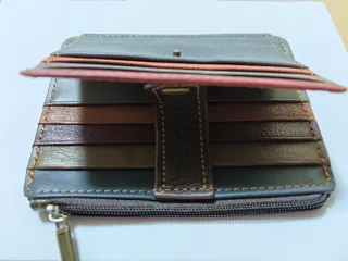 Tarjetero de piel multicolor