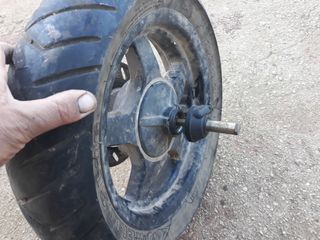 Rueda Delantera Derbi Atlantis