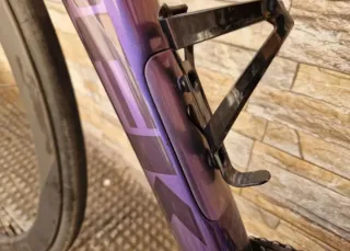 Bicicleta Trek Domane Morada arcoiris