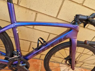 Bicicleta Trek Domane Morada arcoiris