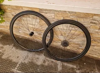 Bicicleta Trek Domane Morada arcoiris