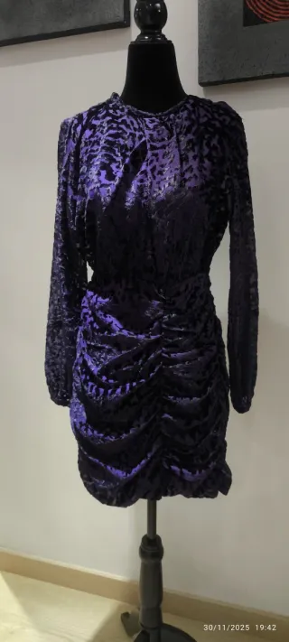 Vestido fiesta morado y negro