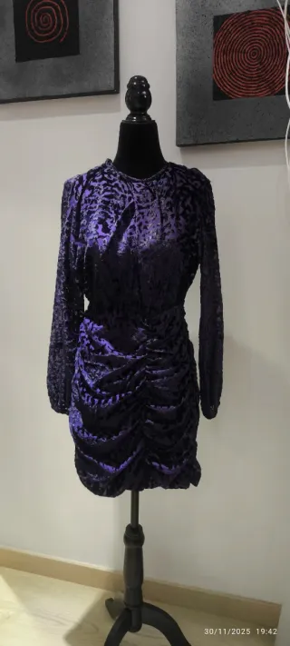 Vestido fiesta morado y negro