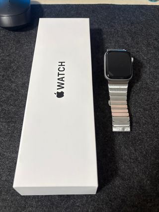 Apple Watch SE 44mm Plata