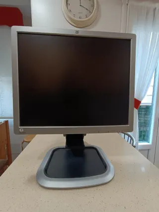 Monitor HP L1950 19 Plata/Negro