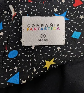 Vestido negro estampado estrellas manga larga