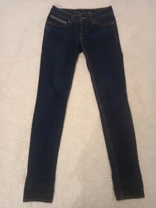 Pantalón vaquero Levi's Skinny Low Rise