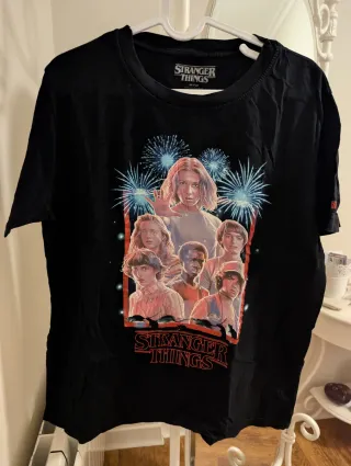 Camiseta Stranger Things Estampada
