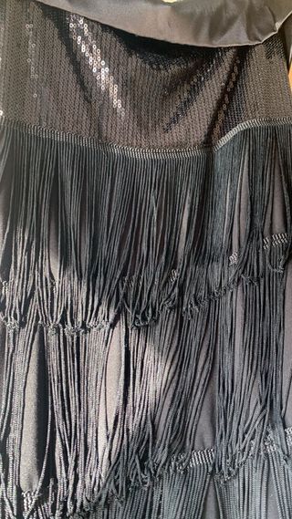 Vestido negro fiesta lentejuelas flecos