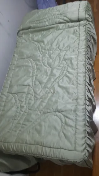 2 Colchas Edredón color Verde suave