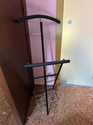 Perchero de pie