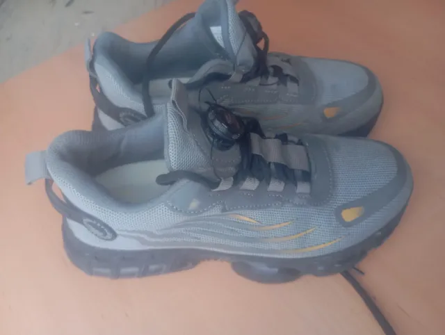Zapatos de seguridad grises