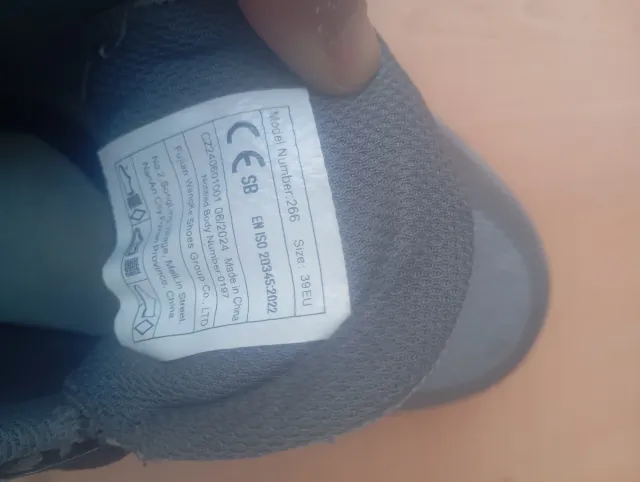 Zapatos de seguridad grises