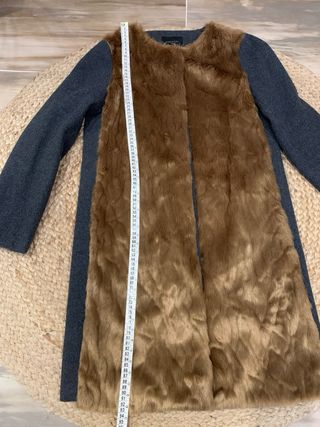 Abrigo combinado en paño y pelo