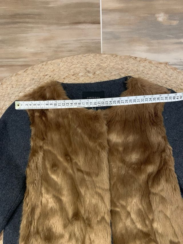 Abrigo combinado en paño y pelo