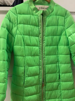 Plumas sintético verde talla 38