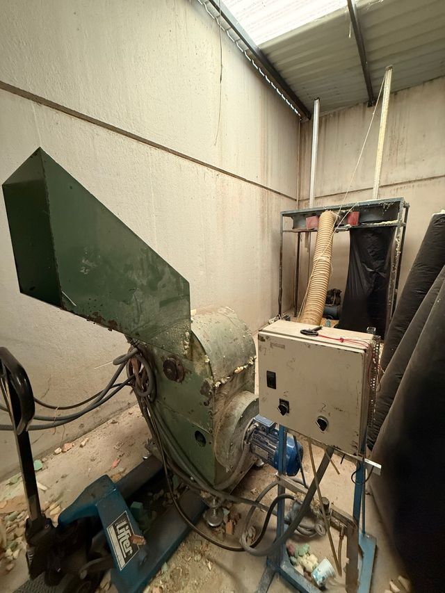 Molino picador de espuma industrial marca Esens