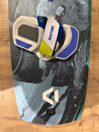 Tabla Kitesurf DUOTONE Gonzalez 2023