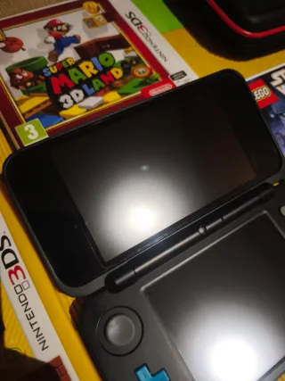 Nintendo 2DS XL + 5 Juegos