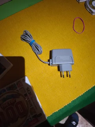 Nintendo 2DS XL + 5 Juegos