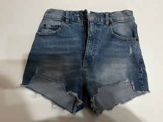 Pantalón corto vaquero tiro alto