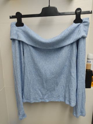 Jersey Stradivarius hombros descubiertos azul