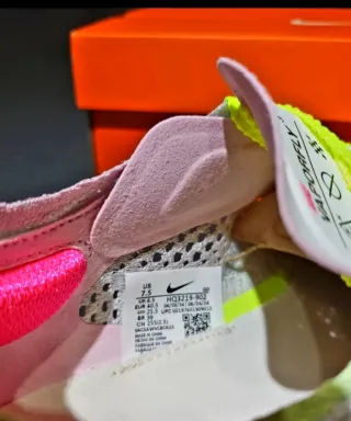 Nike ZoomX Vaporfly Next% 3 Talla 40.5