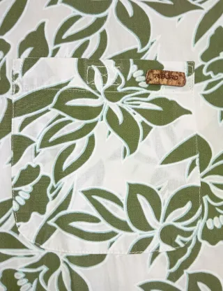 CAMISA HAWAIANA DE CABALLERO DE MANGA CORTA.