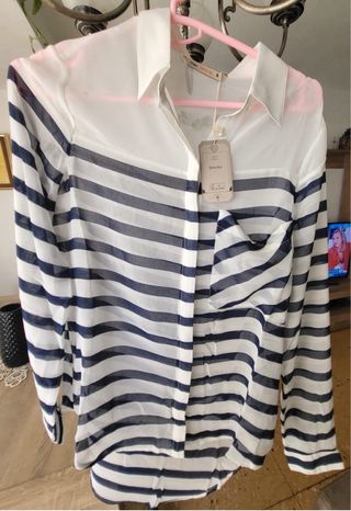 Camiseta Bershka manga larga con estampado