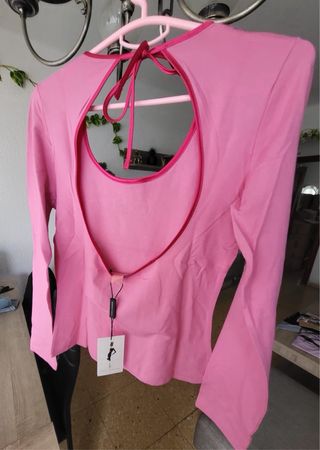 Camiseta Bershka manga larga con estampado