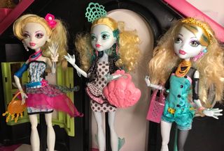 Muñecas Monster High Lagoona (leer precios)