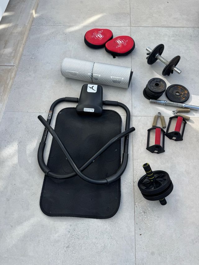 Equipo de gimnasio en casa