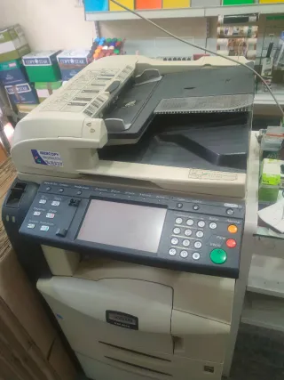 Kyocera KM-3050 Impresora, Fotocopiadora B/N.