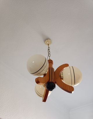 2 Lámparas madera y cristal, bombillas incluidas