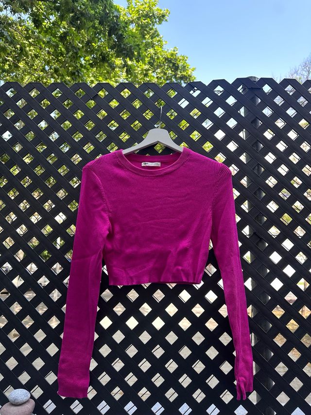 Camiseta manga larga crop top fucsia