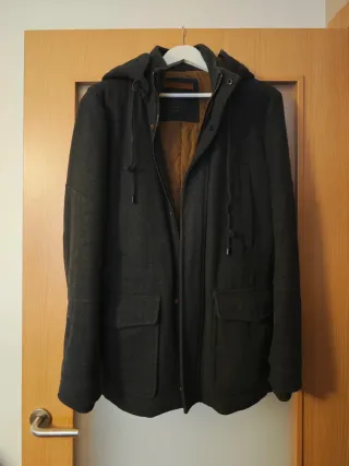 Cazadora tres cuartos Bershka gris