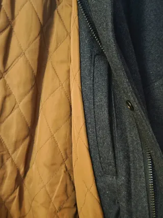 Cazadora tres cuartos Bershka gris