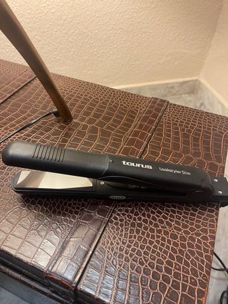 Plancha de pelo Taurus Lookstyler Slim