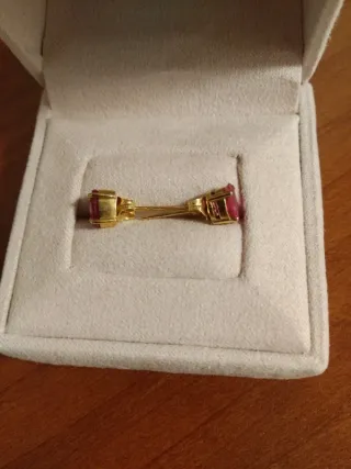 Pendientes Oro 18k y Rubíes Ovalados