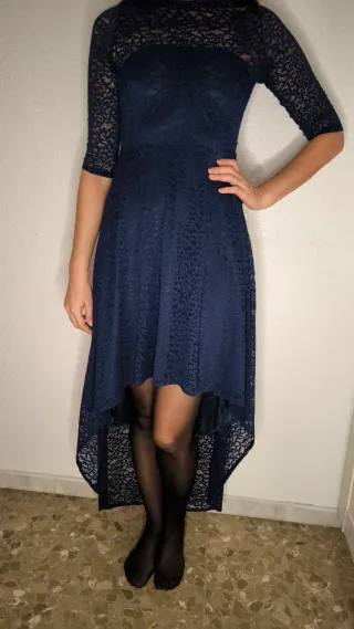 Vestido azul de encaje