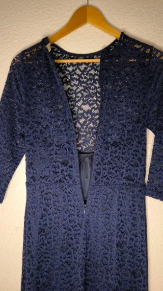 Vestido azul de encaje