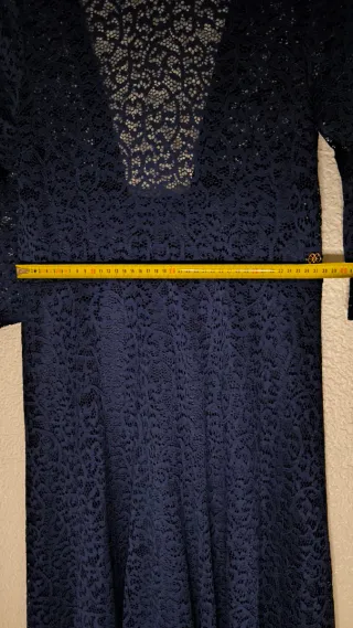 Vestido azul de encaje