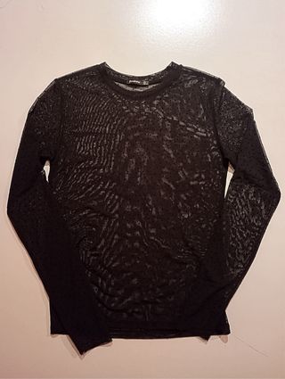 Blusa tul negra con topos