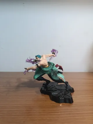 Figura Zoro One Piece + REGALO