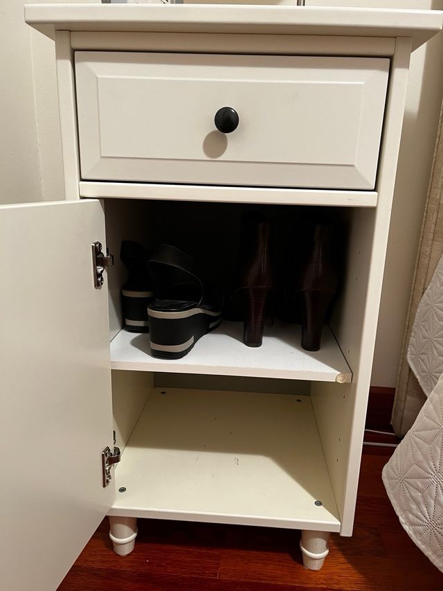 Conjunto Mesitas Noche Blancas (2 Unidades)