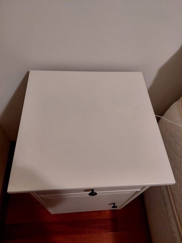 Conjunto Mesitas Noche Blancas (2 Unidades)