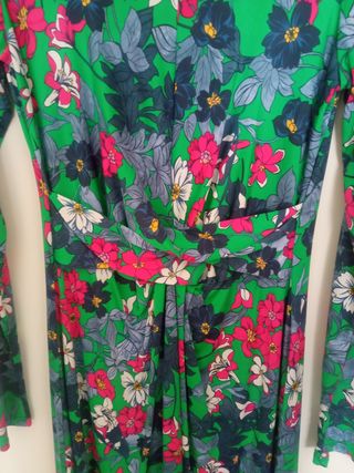 Vestido midi estampado flores