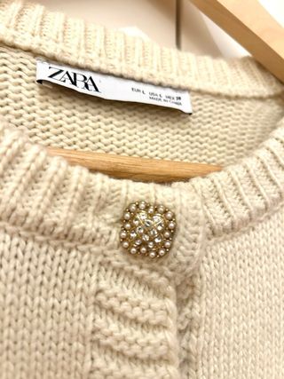 Jersey Zara Beige con Botones Joya